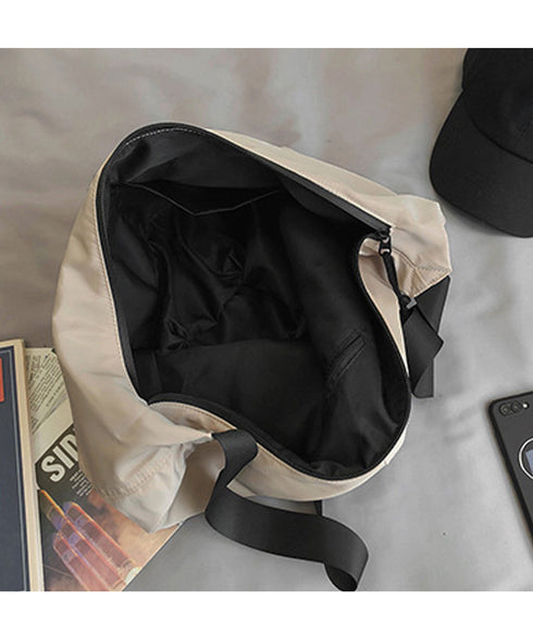 ワンショルダーバッグ大容量 ユニセックス カジュアル ショルダーバッグ 斜め掛け かばん 男女兼用 肩掛けカバン 軽い 通学バッグ シンプル ナイロンバッグ 旅行 88CXH-098